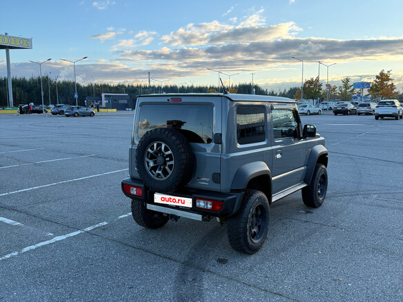 2020 Suzuki Jimny IV, серый, 2600000 рублей - вид 3