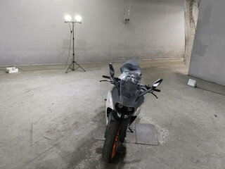 2016 KTM RC 390, белый, 420000 рублей, вид 3