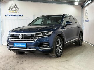 2019 Volkswagen Touareg III, синий, 4314000 рублей, вид 1