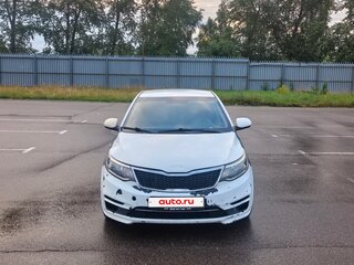 2016 Kia Rio III Рестайлинг, белый, 275000 рублей, вид 2