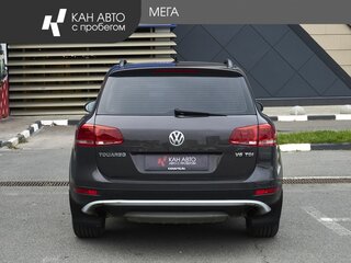 2012 Volkswagen Touareg II, серый, 1815000 рублей, вид 4