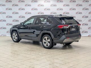 2020 Toyota RAV4 V (XA50), чёрный, 3299000 рублей, вид 4