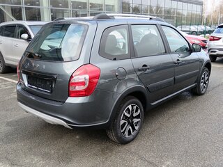 2026 Lada (ВАЗ) Granta Cross I Рестайлинг, серебристый, 1216000 рублей, вид 4