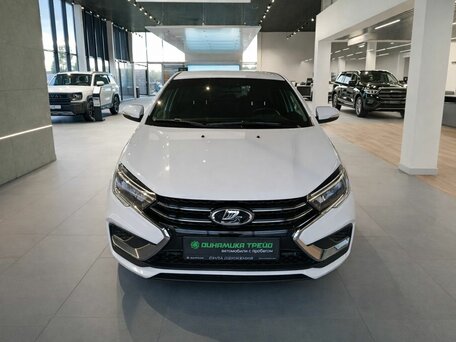 2024 Lada (ВАЗ) Vesta I Рестайлинг (NG), белый, 1279000 рублей, вид 2
