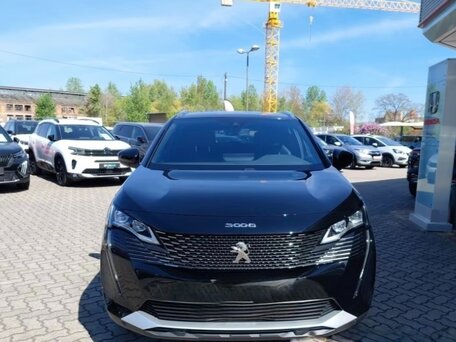 2023 Peugeot 3008 II Рестайлинг, чёрный, 2100000 рублей, вид 2