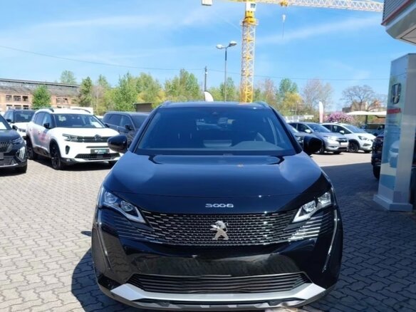 2023 Peugeot 3008 II Рестайлинг, чёрный, 2100000 рублей - вид 1