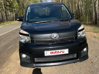 2012 Toyota Voxy II (R70) Рестайлинг, чёрный, 1600000 рублей, вид 1
