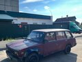 2001 Lada (ВАЗ) 2104 4-speed, красный - вид 1