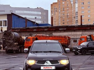 2010 Mitsubishi L200 IV, чёрный, 1300000 рублей, вид 2