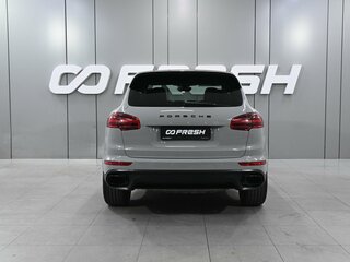 2016 Porsche Cayenne II Рестайлинг (958), серый, 3675000 рублей, вид 4