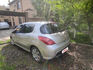 2009 Peugeot 308 I, серебристый, 400000 рублей, вид 4