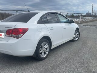 2011 Chevrolet Cruze I, белый, 650000 рублей, вид 5