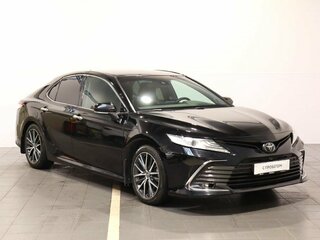 2022 Toyota Camry VIII (XV70) Рестайлинг, чёрный, 3790000 рублей, вид 4