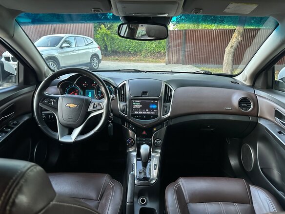 2013 Chevrolet Cruze I Рестайлинг, белый, 950000 рублей - вид 9