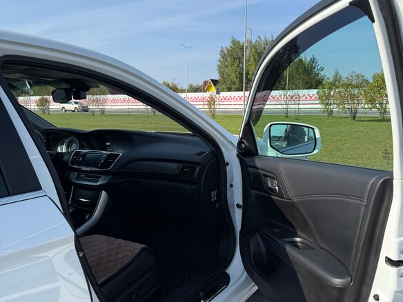 2013 Honda Accord IX, белый, 1570000 рублей - вид 21