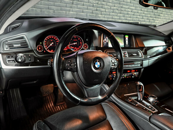 2014 BMW 5 серии 530d xDrive VI (F10/F11/F07) Рестайлинг, серый - вид 12