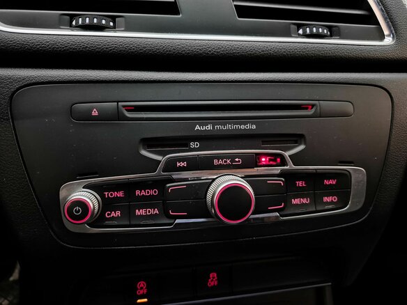 2012 Audi Q3 I (8U), белый - вид 13