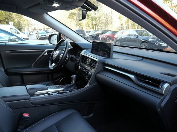 2022 Lexus RX 300 IV Рестайлинг, красный, 5850000 рублей - вид 24
