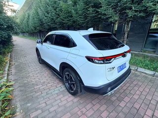 2023 Honda Vezel II, белый, 1869000 рублей, вид 4