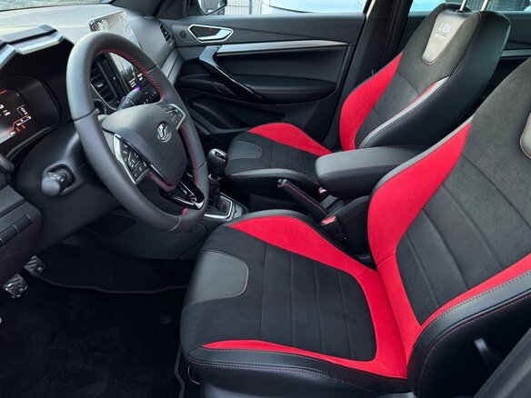 2026 Lada (ВАЗ) Vesta Sport I Рестайлинг (NG), серый, 2550000 рублей - вид 12