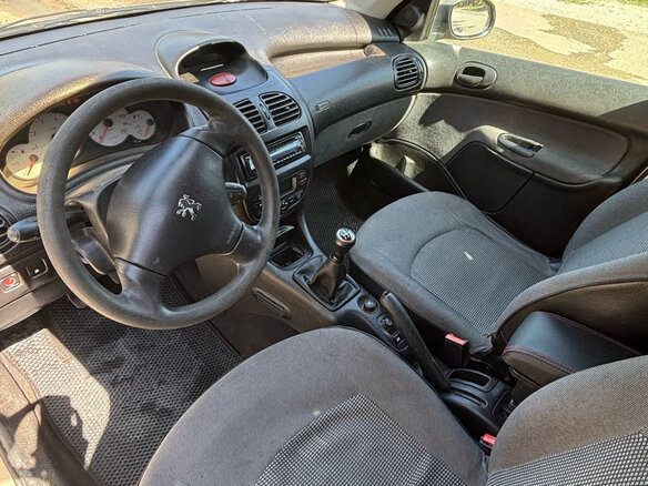 2008 Peugeot 206, серый, 220000 рублей - вид 7