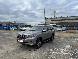 2018 Toyota Land Cruiser Prado 150 Series Рестайлинг 2, бежевый, 5400000 рублей, вид 1