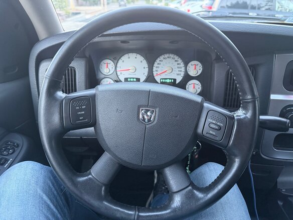2005 Dodge RAM III (DR/DH), серебристый, 2449000 рублей - вид 8