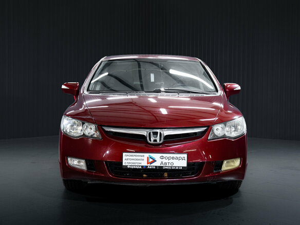 2006 Honda Civic VIII, красный - вид 1