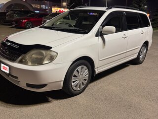 2001 Toyota Corolla Fielder IX (E120, E130), белый, 570000 рублей, вид 1
