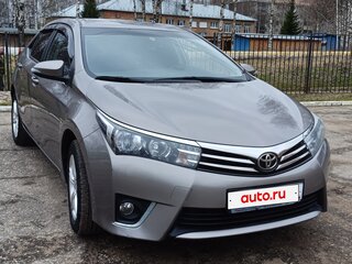 2013 Toyota Corolla XI (E160, E170, E180), золотистый, 1300000 рублей, вид 2