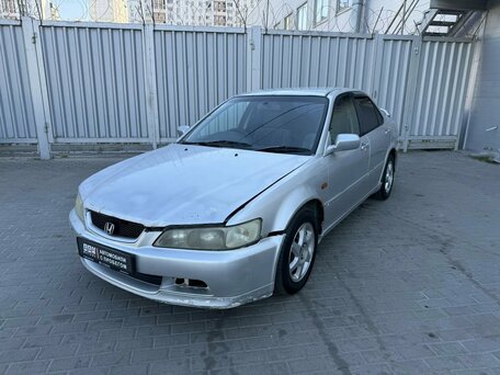 Honda Accord VI