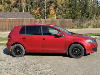 2010 Volkswagen Golf VI, красный, 660000 рублей, вид 5