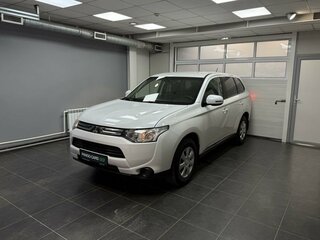 Mitsubishi Outlander III