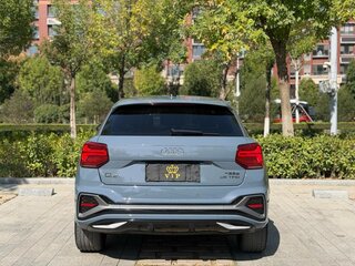 2022 Audi Q2 L 35 TFSI I Рестайлинг, серебристый, 1870095 рублей, вид 5