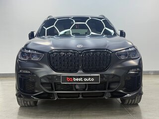 2020 BMW X5 M50i IV (G05/G18), чёрный, 6690000 рублей, вид 2
