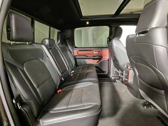 2022 Ram 1500 Crew Cab V, белый, 7249000 рублей - вид 15