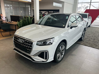 2025 Audi Q2 L 35 TFSI I Рестайлинг, белый, 3999000 рублей, вид 1