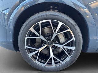 2026 Audi Q7 III (G8), синий, 20700000 рублей, вид 3