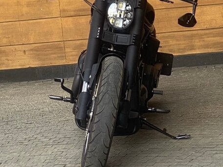 2008 Harley-Davidson V-Rod, чёрный, 2999999 рублей, вид 3