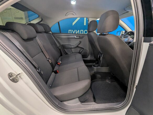 2020 Volkswagen Polo VI, белый, 1490000 рублей - вид 18