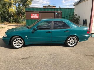 1998 Mercedes-Benz C-Класс 180 I (W202) Рестайлинг, зелёный, 600000 рублей, вид 5