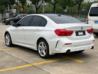 2022 BMW 1 серии 120i III (F52) Рестайлинг, белый, 1700300 рублей, вид 4