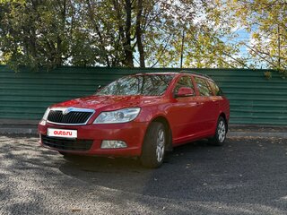 2010 Skoda Octavia II (A5) Рестайлинг, красный, 915000 рублей, вид 1