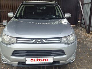 2014 Mitsubishi Outlander III, серебристый, 1150000 рублей, вид 2