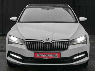 2021 Skoda Superb III Рестайлинг, белый, 2570000 рублей, вид 2