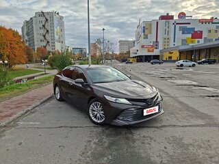 2021 Toyota Camry VIII (XV70), коричневый, 3150000 рублей, вид 2