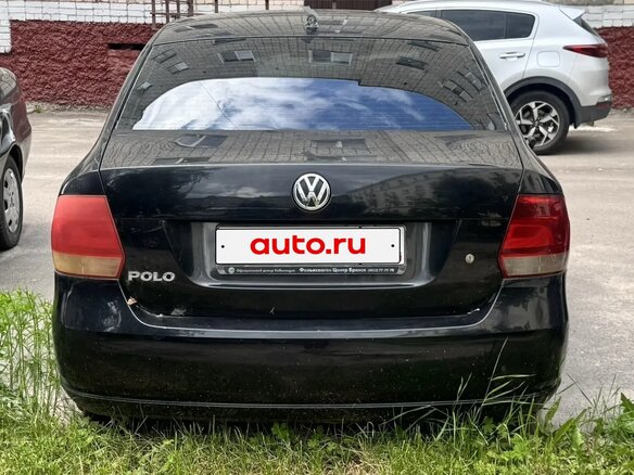 2014 Volkswagen Polo V, чёрный, 850000 рублей - вид 5