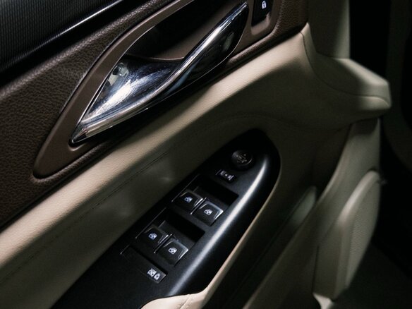 2014 Cadillac SRX II Рестайлинг, коричневый, 1800000 рублей - вид 21