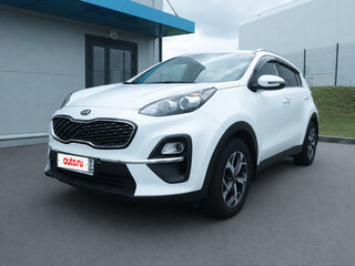 2020 Kia Sportage IV Рестайлинг, белый, 2000000 рублей, вид 1