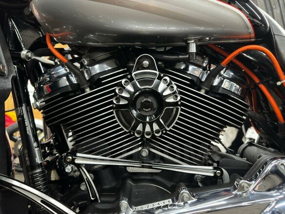 2018 Harley-Davidson Street Glide, серебристый, 1740000 рублей - вид 24